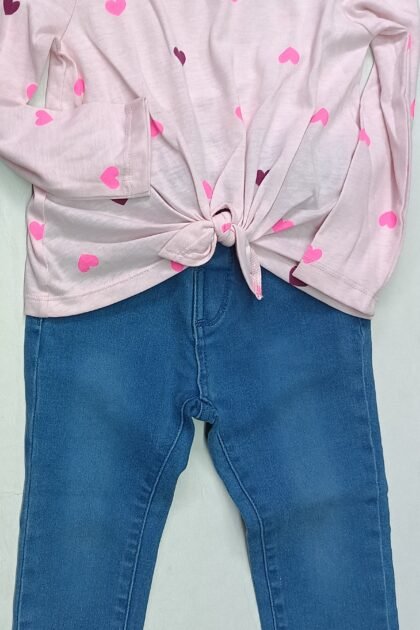 Outfit Camiseta y Jeans Niña