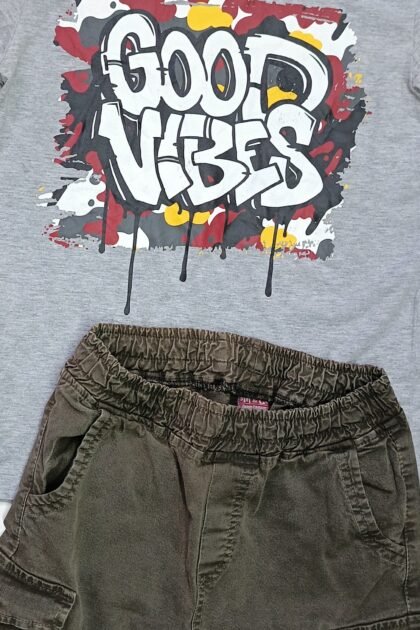 Remera de algodón estampa y Bermuda Niño